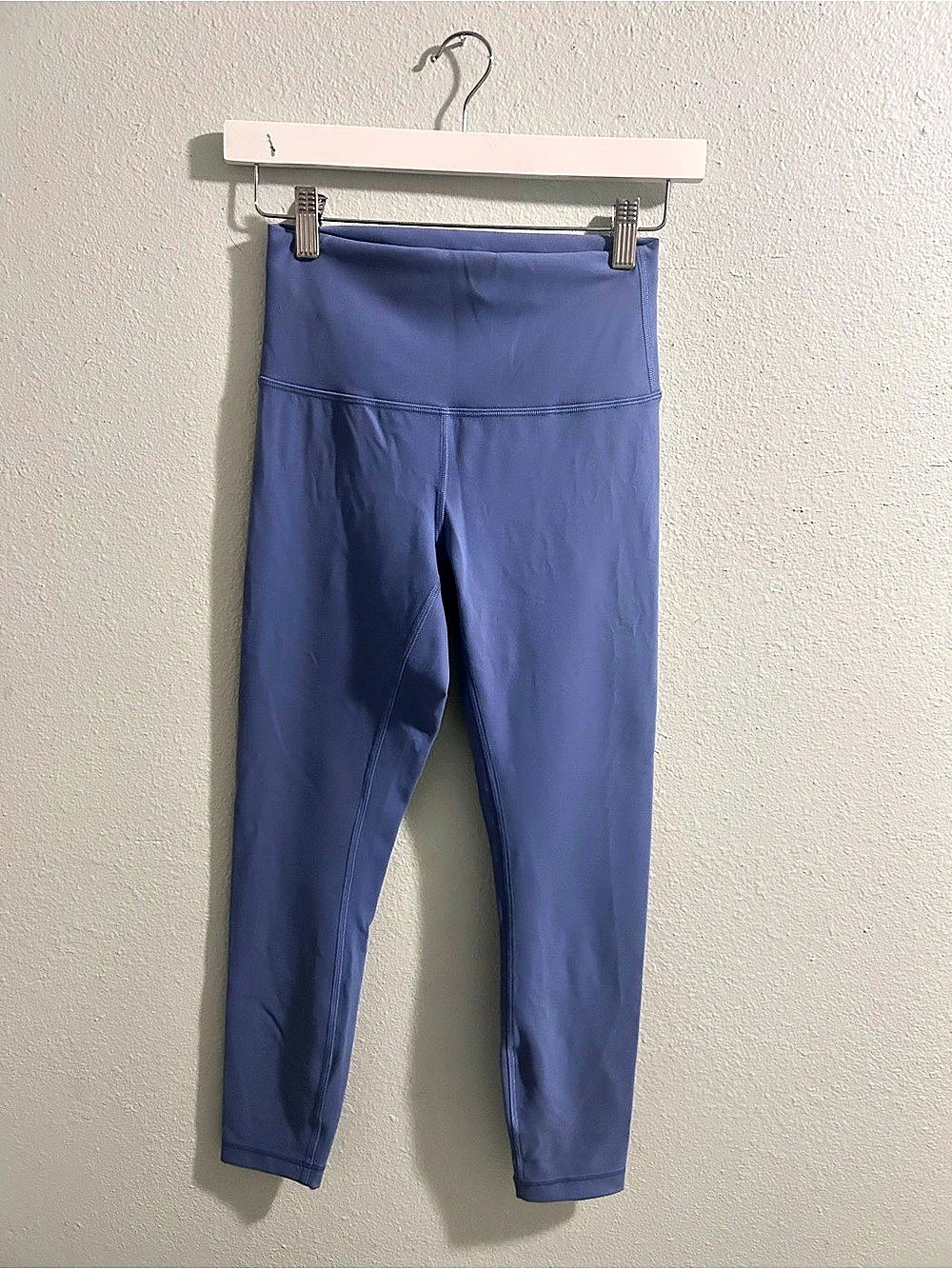 lululemon Wunder Train size 6 Blue Leggings